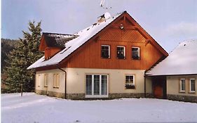 Apartman 300